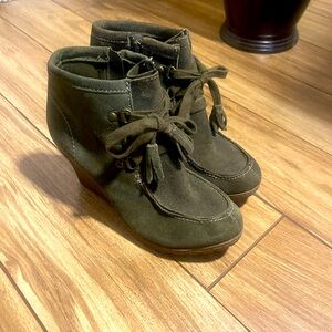 Brand is Mia, women's boots size 7